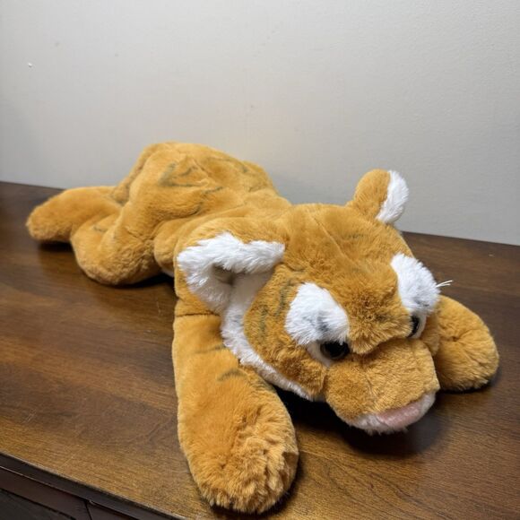 FAO Schwarz Tiger Cub Plush Stuffed Animal Toy. - Picture 2 of 8